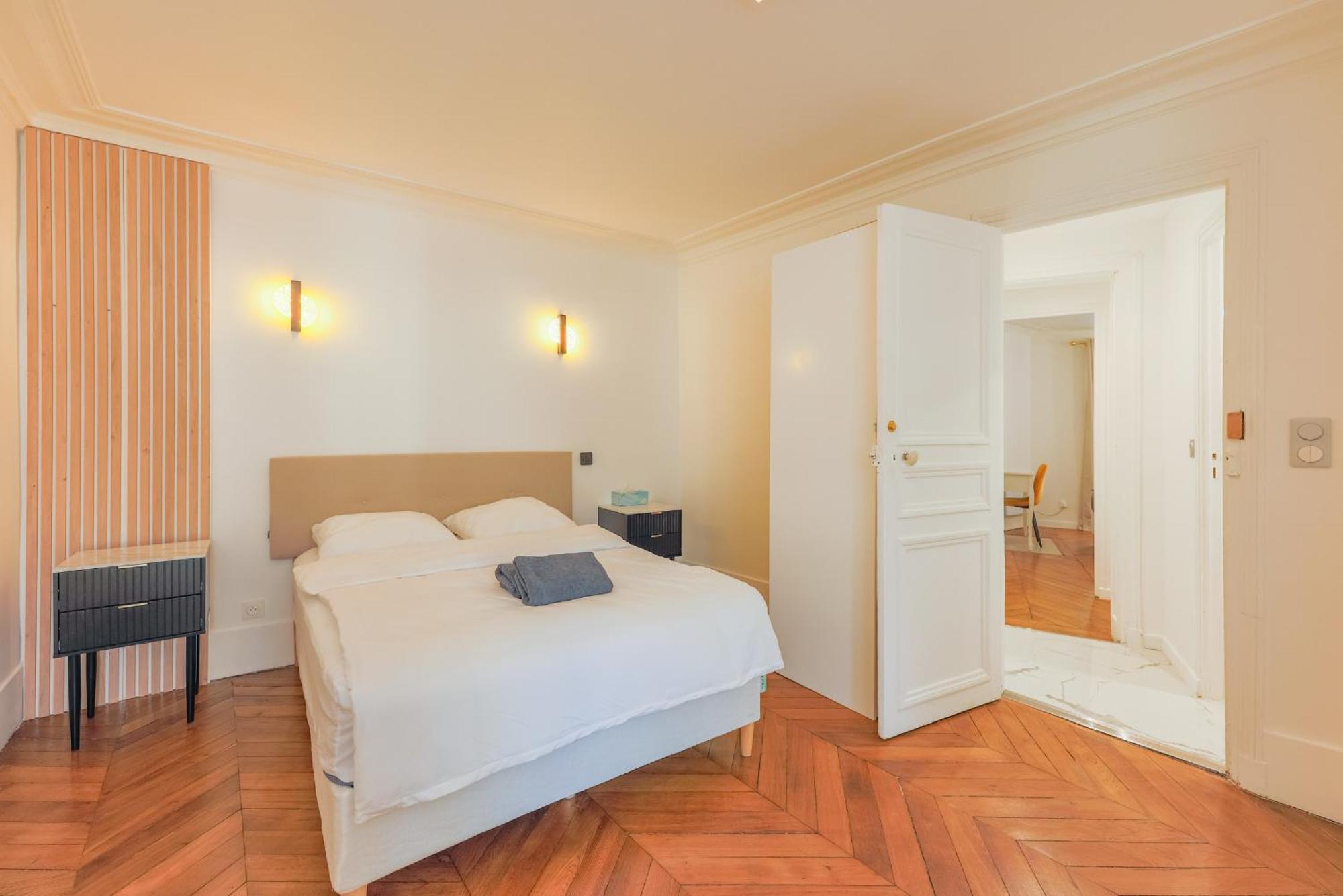 Appartement Champs Elysees Luxury Parijs